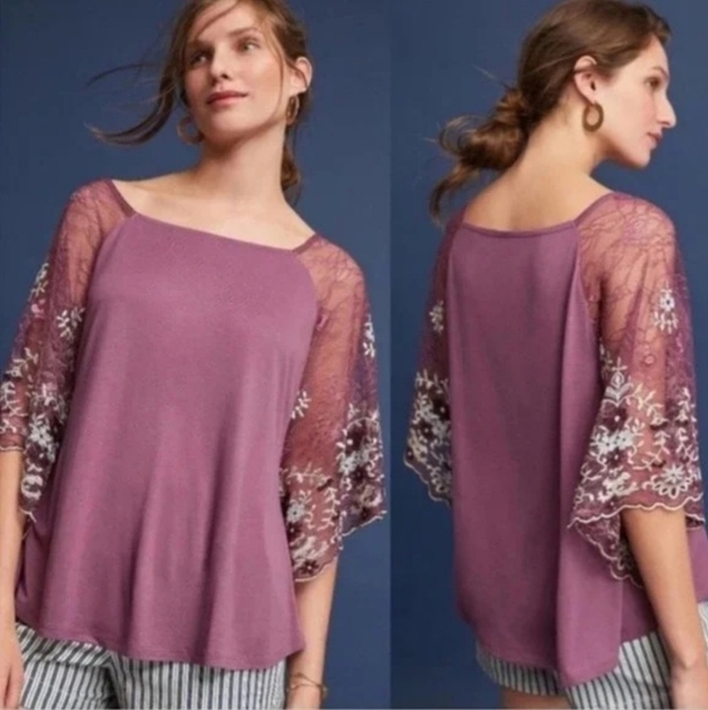 Amthropologie Akemi Kin Purple Lace Flutter Sleeve Blouse
